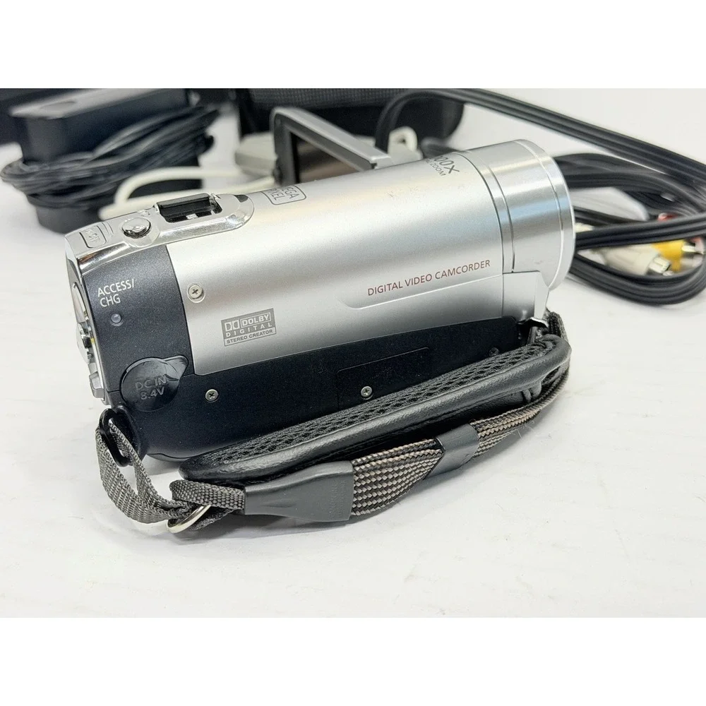 Canon FS100 48X Zoom SD Camcorder Bundle Tested No Charger Dock Remote Case